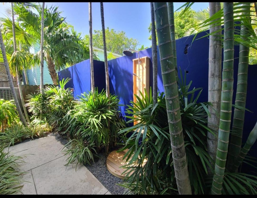 Duval Street Suite W Parking And Pool Key West Exteriör bild